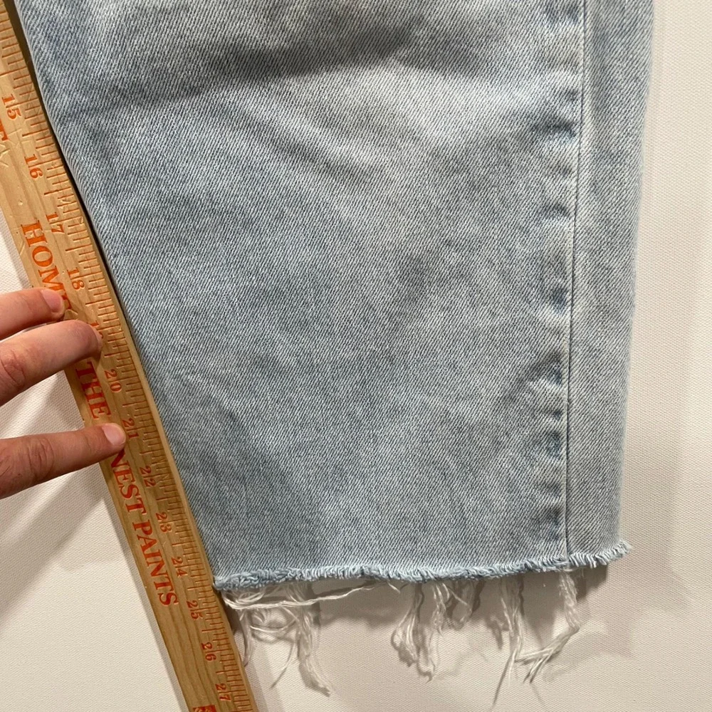 Vintage Levis 550 Relaxed Fit Tapered Leg Jeans Light Wash Made in USA 36xCut 25